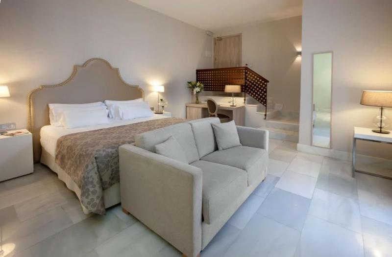 Люкс Superior, Hotel SMC