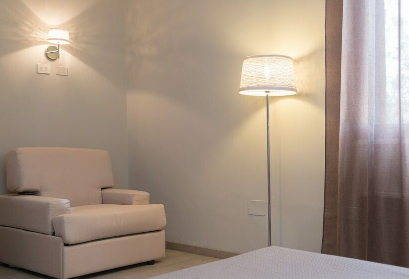 غرفة ديلوكس رباعية, Villa Costes