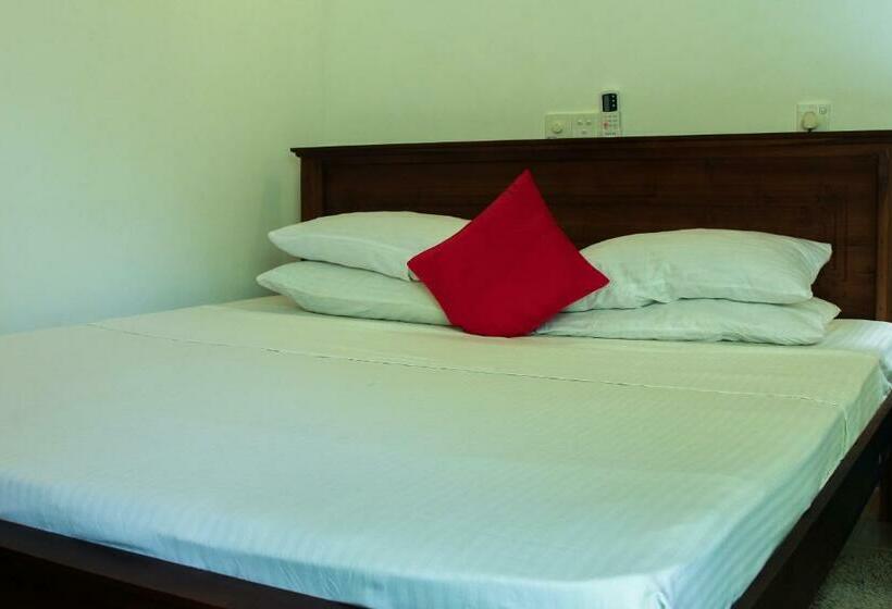 Номер Economy, Navora