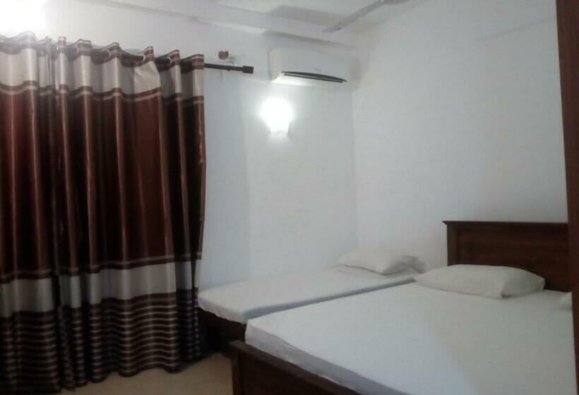 Номер Economy, Navora