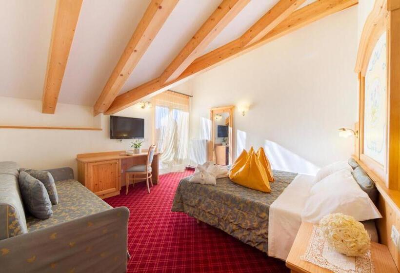 חדר קומפורט לשלושה, Alpotel Dolomiten