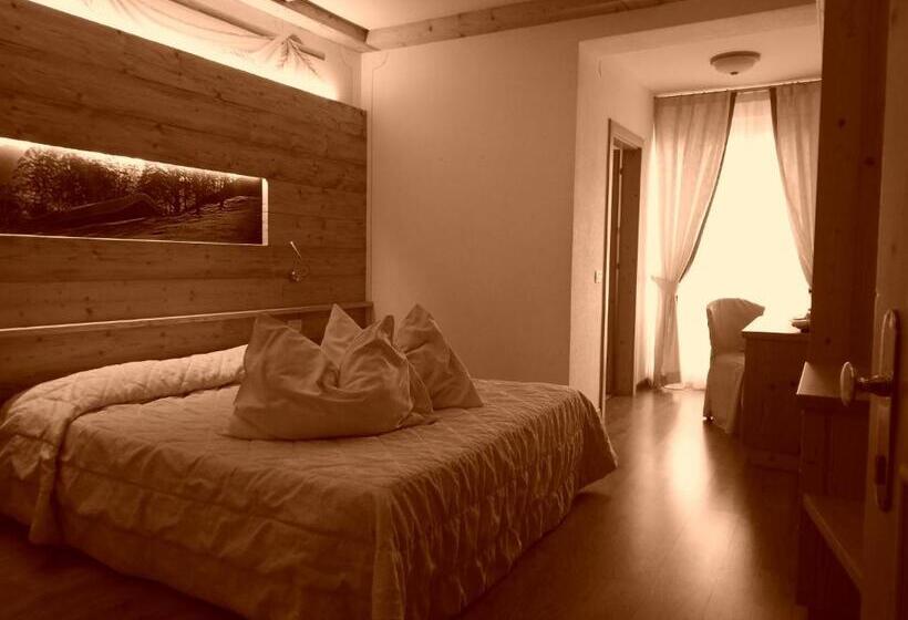 Четырехместный Номер Стандарт, Alpotel Dolomiten