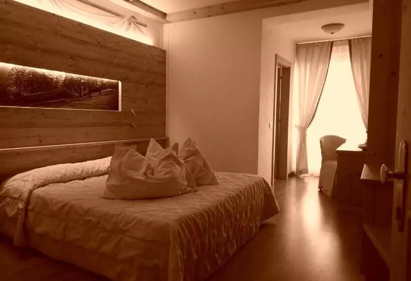 スタンダード４人部屋, Alpotel Dolomiten