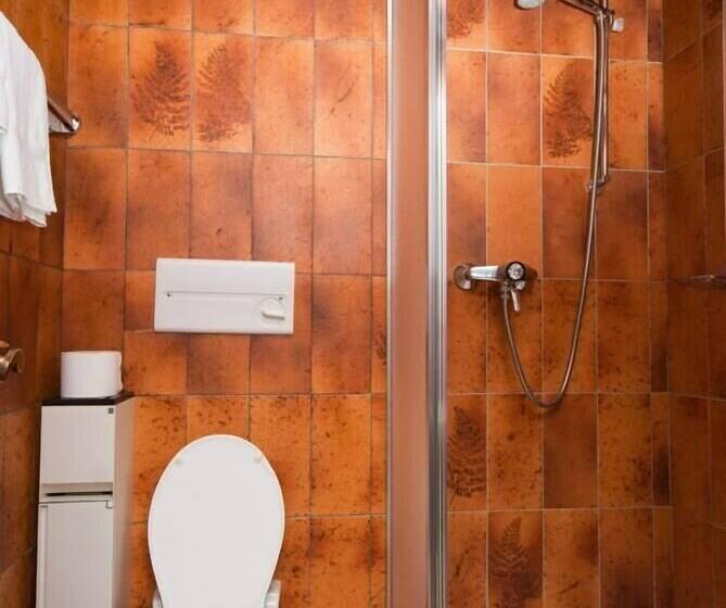 スタンダードルーム, Apart Versettla