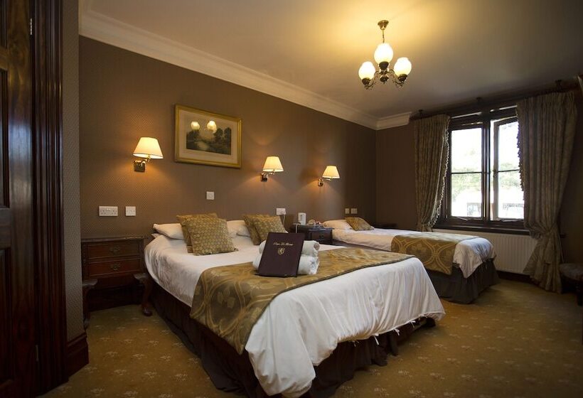 Quarto Familiar, Parc Le Breos House