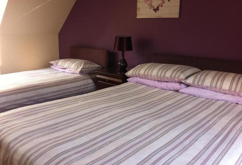 اتاق خانوادگی, The Factor S Inn & Factor S Cottage