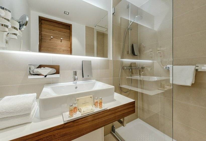 高级大房间, Amedia Plaza Dresden, Trademark Collection By Wyndham