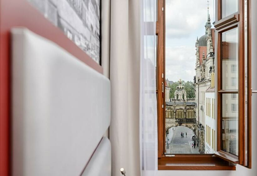 Полулюкс, Amedia Plaza Dresden, Trademark Collection By Wyndham