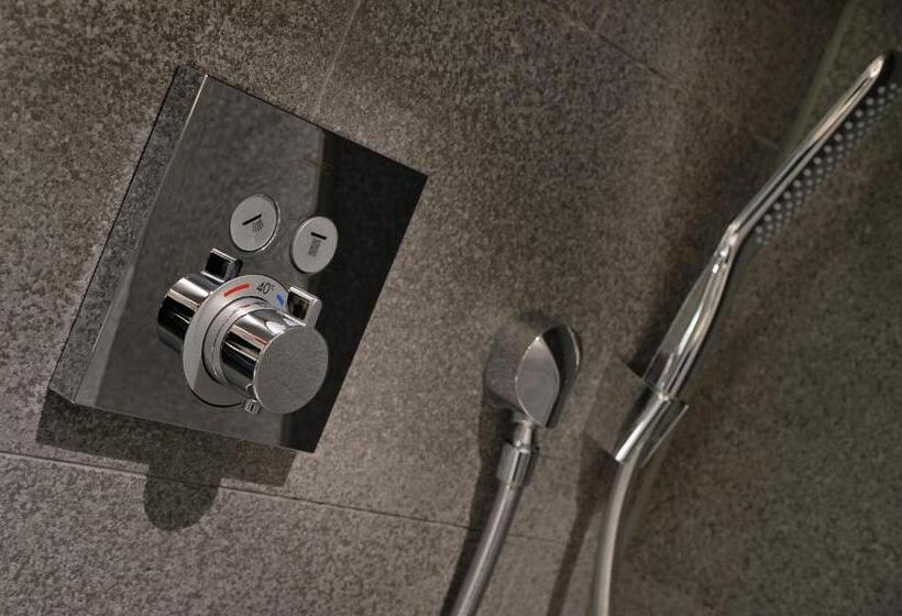 舒适三人间, Amsterdam Forest