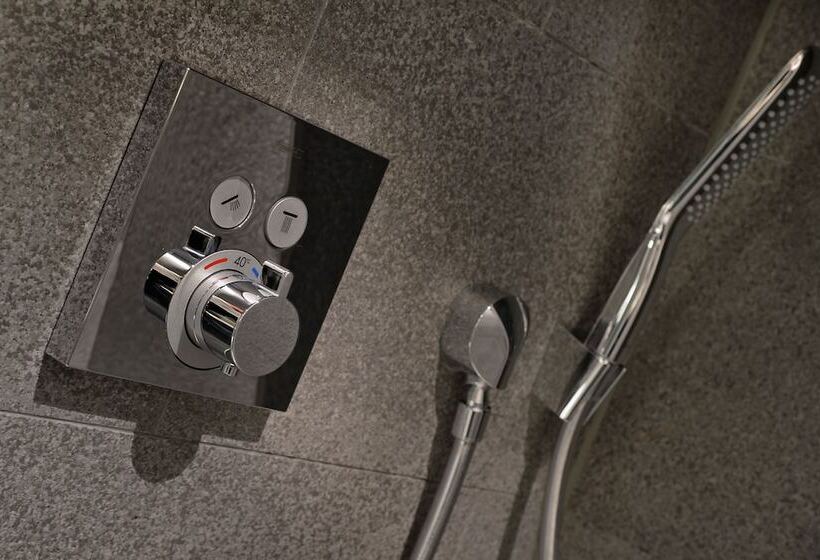 舒适三人间, Amsterdam Forest