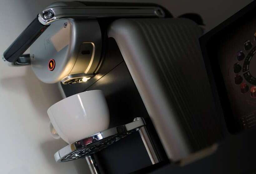 舒适三人间, Amsterdam Forest