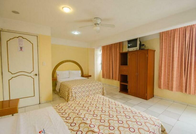 غرفه قياسيه سريرين مزدوجين, Central