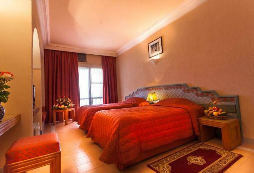 اتاق استاندارد, Chems Le Tazarkount