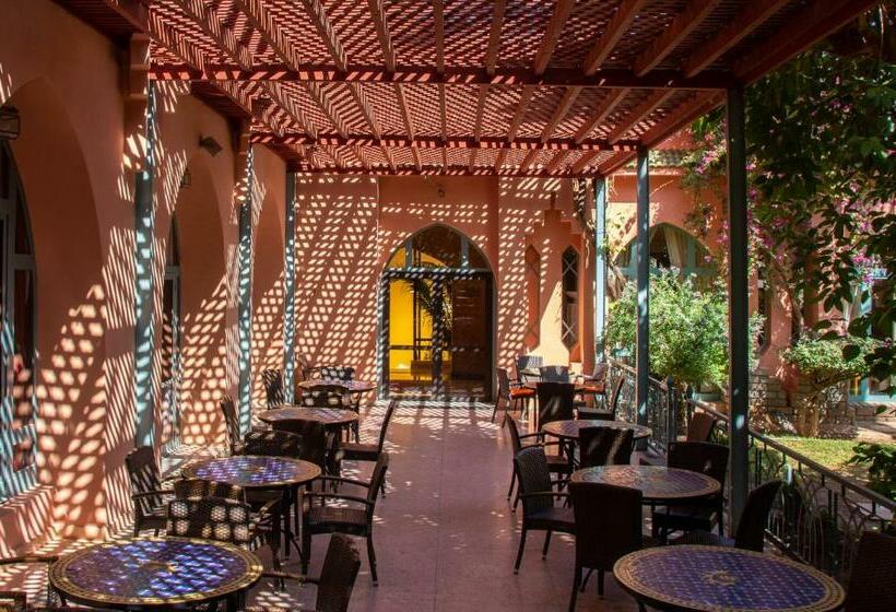 اتاق استاندارد, Chems Le Tazarkount