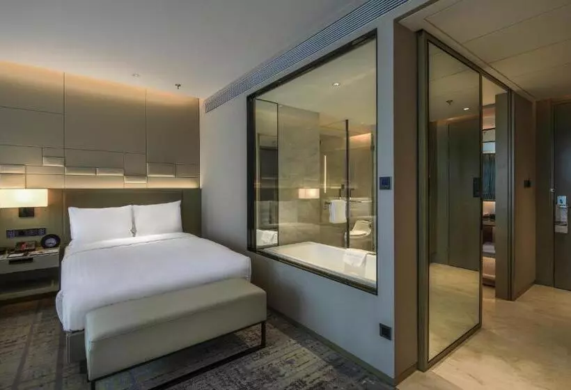 キングサイズベッドのデラックスルーム, Chengdu Marriott Hotel Financial Centre