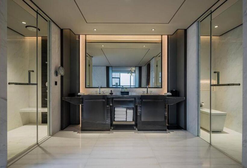סוויטה אקזקיוטיב, Chengdu Marriott Hotel Financial Centre