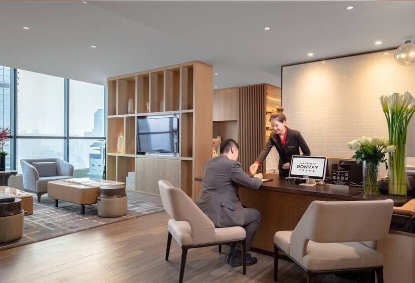 סוויטה אקזקיוטיב, Chengdu Marriott Hotel Financial Centre