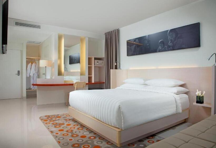 חדר דחוקס עם מיטת קינג, Fairfield By Marriott Surabaya