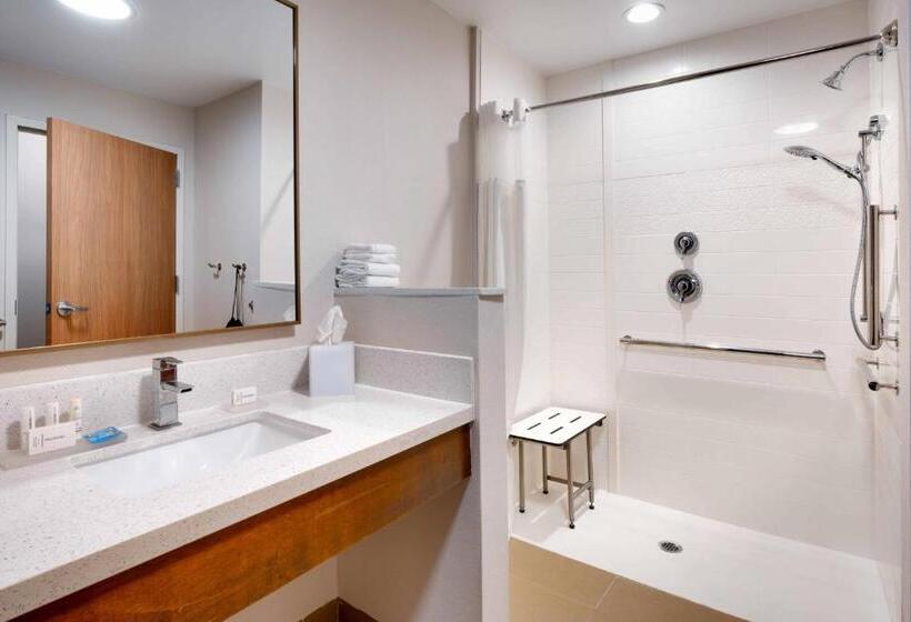 带大床的标准间, Fairfield Inn & Suites By Marriott Rockport