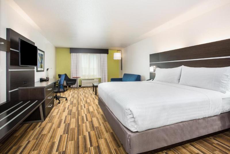 Люкс Адаптированный для Инвалидов, Holiday Inn Express & Suites Rapid City Rushmore South, An Ihg