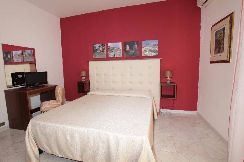 Номер Стандарт Адаптированный для Инвалидов, Holiday Inn Express & Suites Rapid City Rushmore South, An Ihg