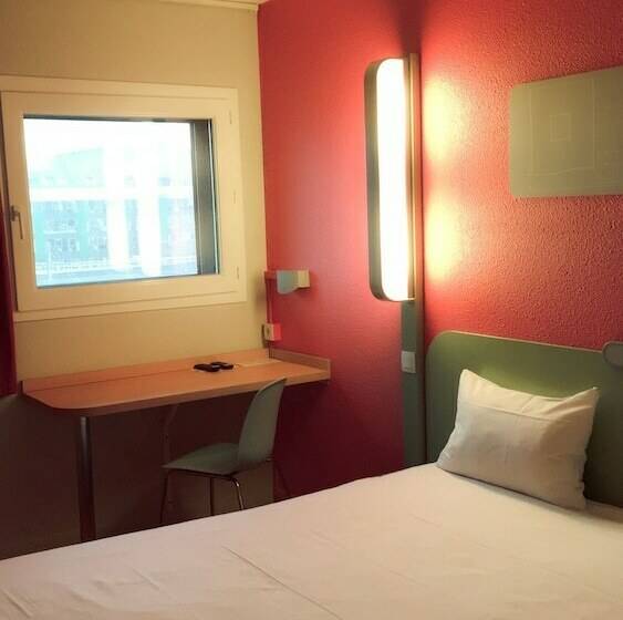 غرفة قياسية, Ibis Budget Tours Centre Gare Et Congrès