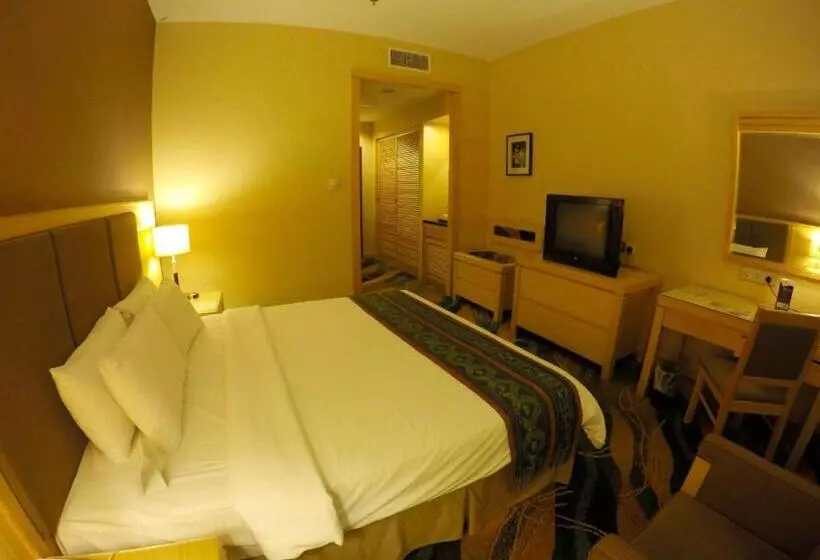 اتاق استاندارد با تخت بزرگ, Imperial Palace