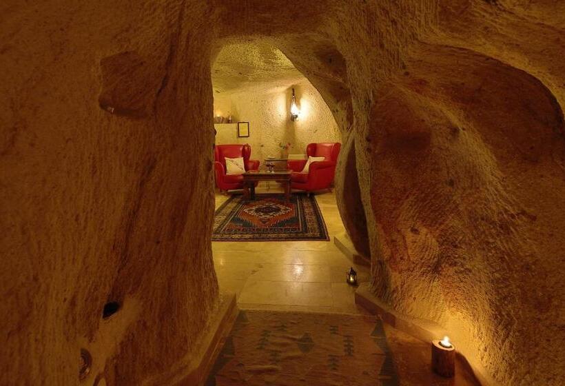 اتاق لوکس با وان آب گرم, Jerveni Cave