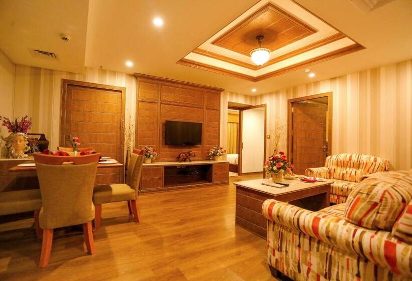 Президентский Люкс, Sivaraj Inn Salem