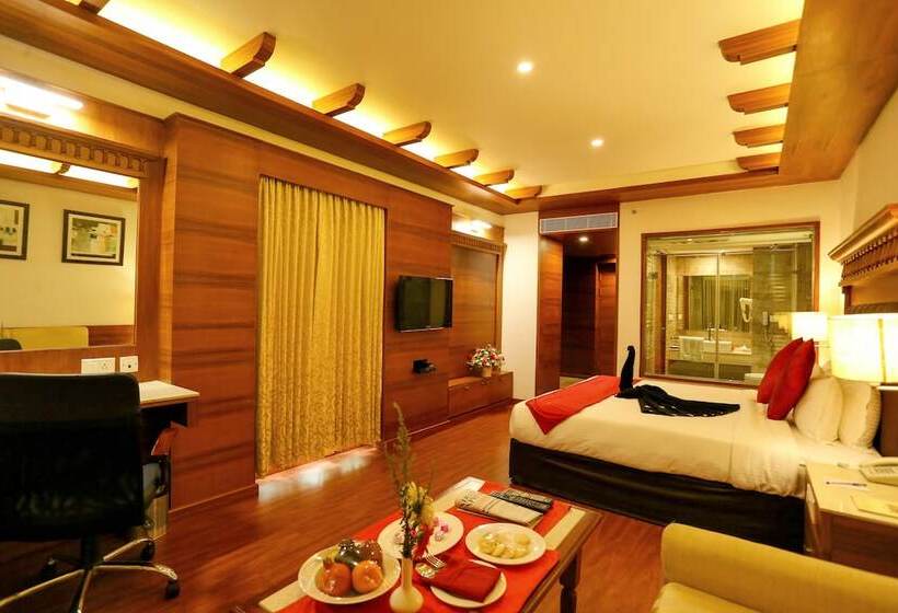 スタンダードルーム, Sivaraj Inn Salem