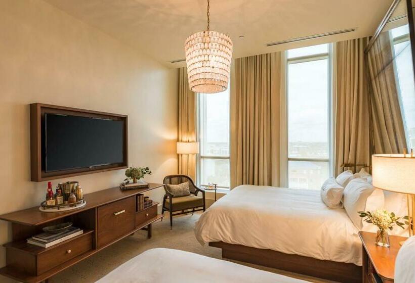 带2个双人床的标准工作室, The Dewberry Charleston