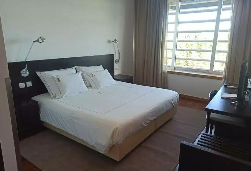 デラックスルーム, Vila Luena