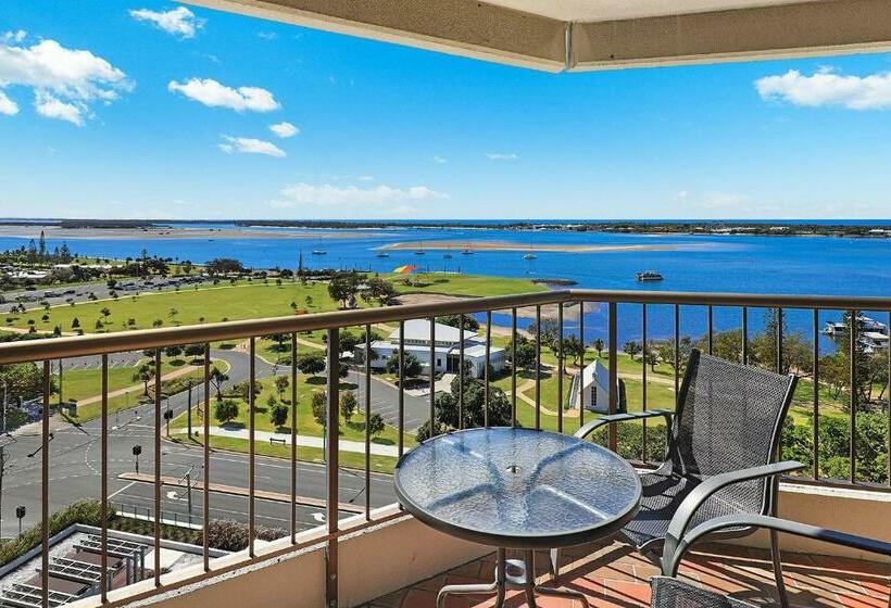 Апартаменты 2 Спальни, Palmerston Tower On Southport Broadwater