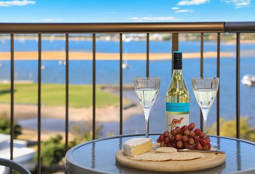 דירת שני חדרים, Palmerston Tower On Southport Broadwater