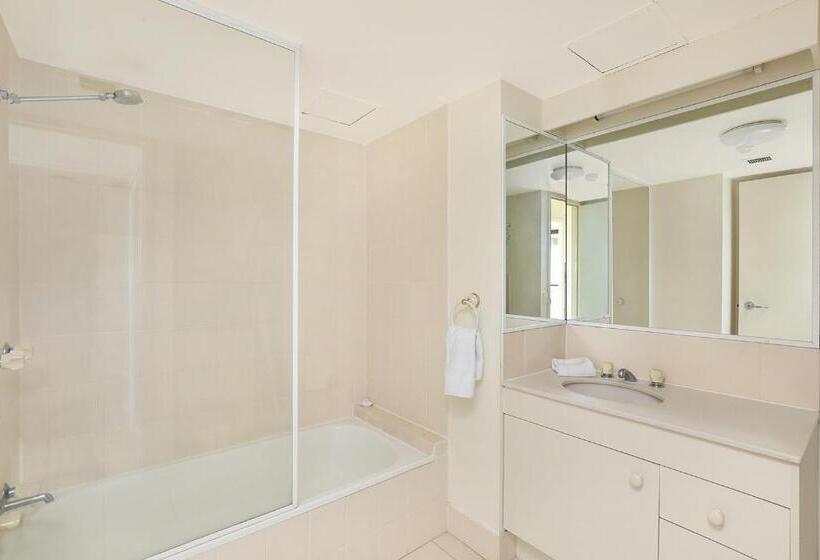 Апартаменты 1 Спальня, Palmerston Tower On Southport Broadwater