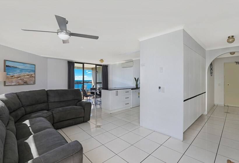 Апартаменты 2 Спальни, Palmerston Tower On Southport Broadwater