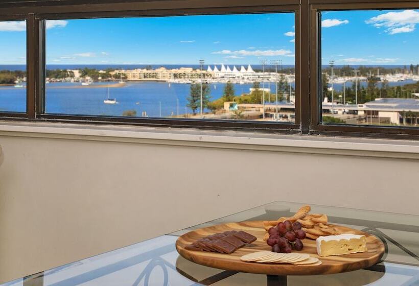 דירת שני חדרים, Palmerston Tower On Southport Broadwater