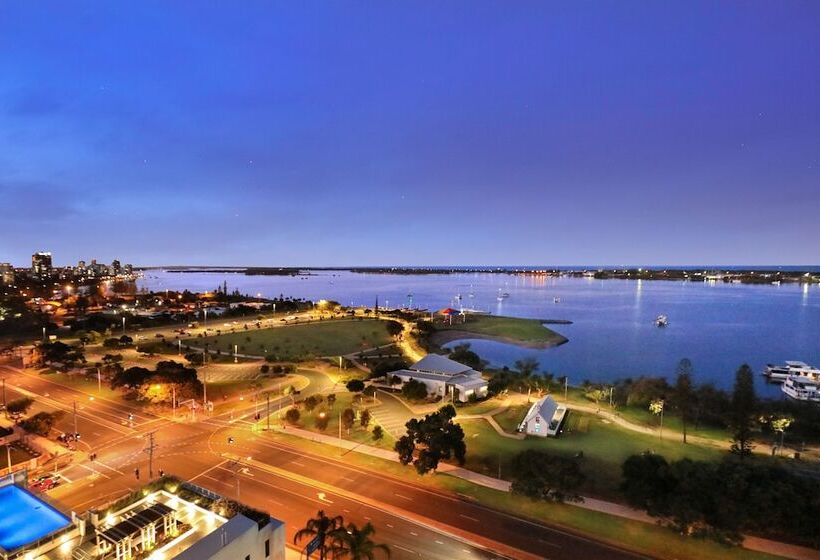 דירת שני חדרים, Palmerston Tower On Southport Broadwater