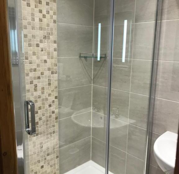 デラックスルーム, Glendale Guest House