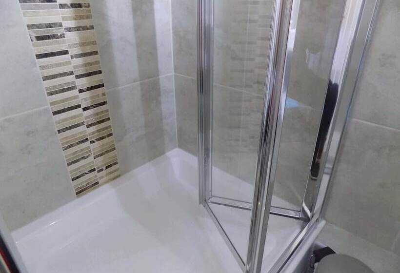 デラックスルーム, Glendale Guest House