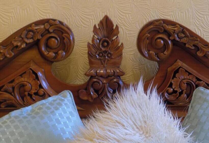 デラックスルーム, Glendale Guest House