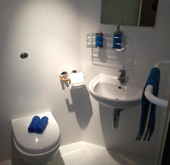 デラックスルーム, Alton Apartments