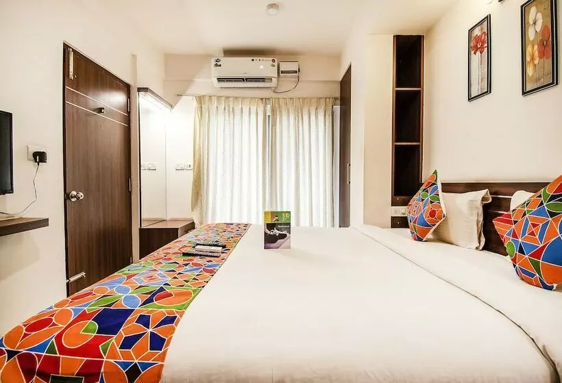 スイート, Fabhotel Oakwoods Serai