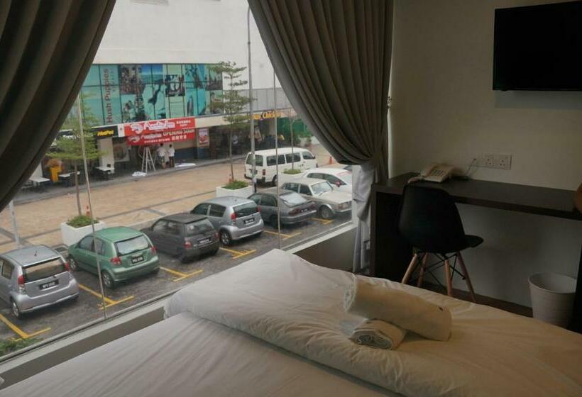 デラックスルーム, 57