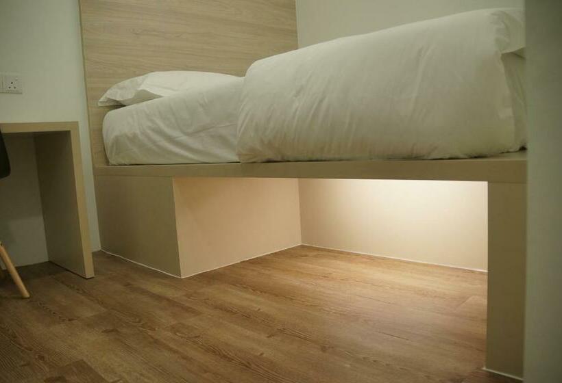 スタンダードルーム, 57