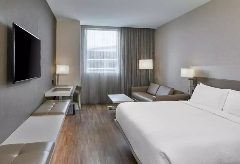 身障者適用キングサイズベッドルーム, Ac Hotel By Marriott Miami Aventura