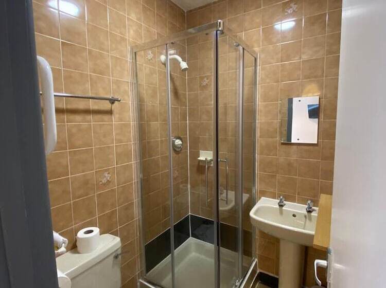 Номер Стандарт, Alumhurst