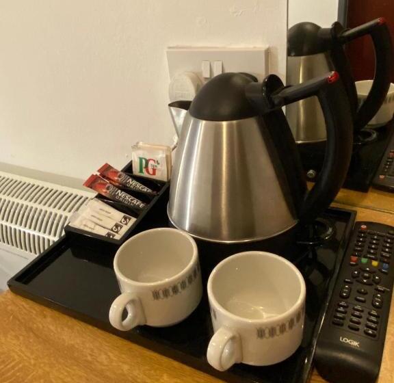 Номер Стандарт, Alumhurst