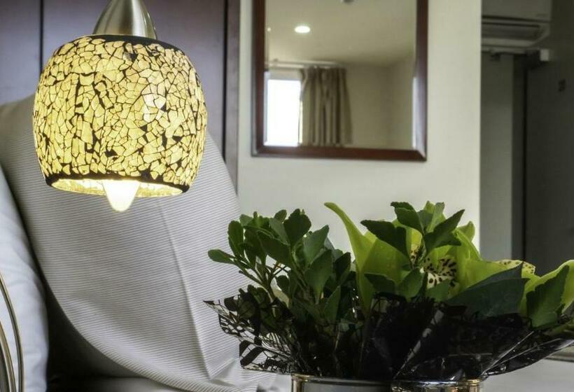 غرفة قياسية سرير كينج, Areca Launceston