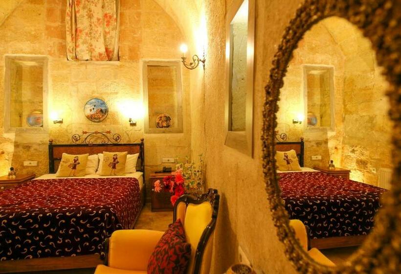 غرفة كلاسيكية, Bedrock Cave